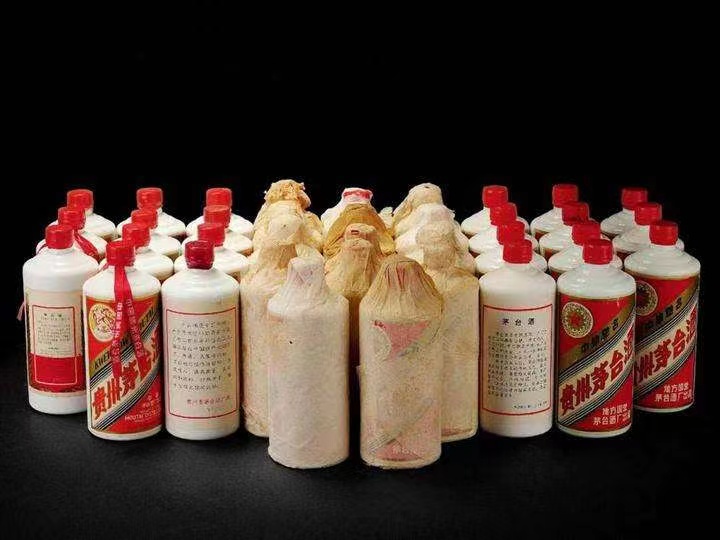 理县日照岚山回收酒价格哪里回收(附近上门回收茅台酒）?